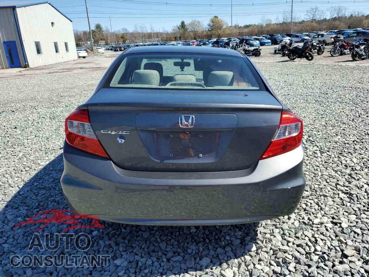 HONDA CIVIC 2012 - 2HGFB2F86CH599940