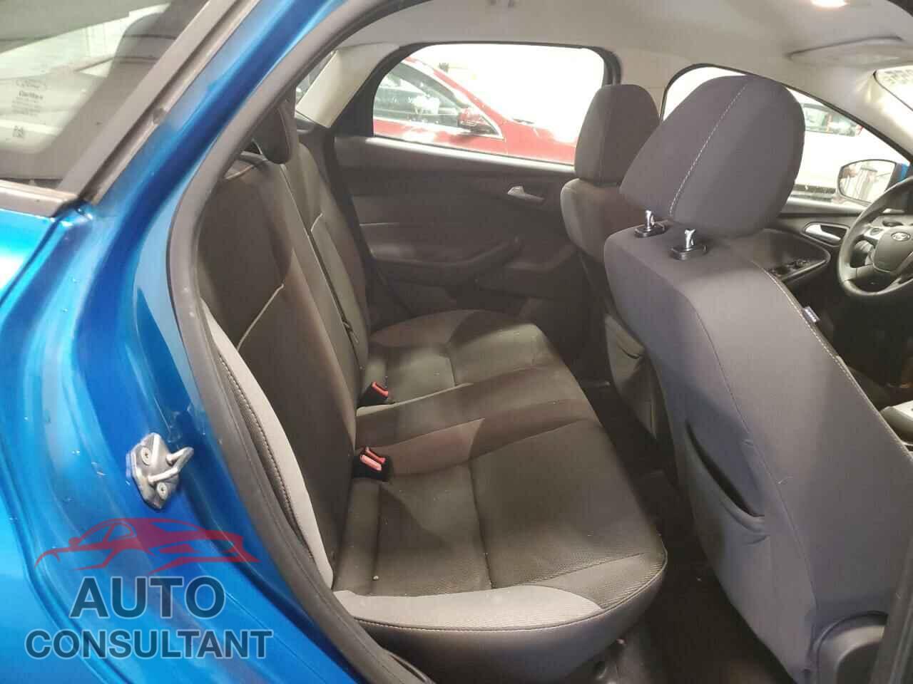 FORD FOCUS 2013 - 1FADP3F26DL113291