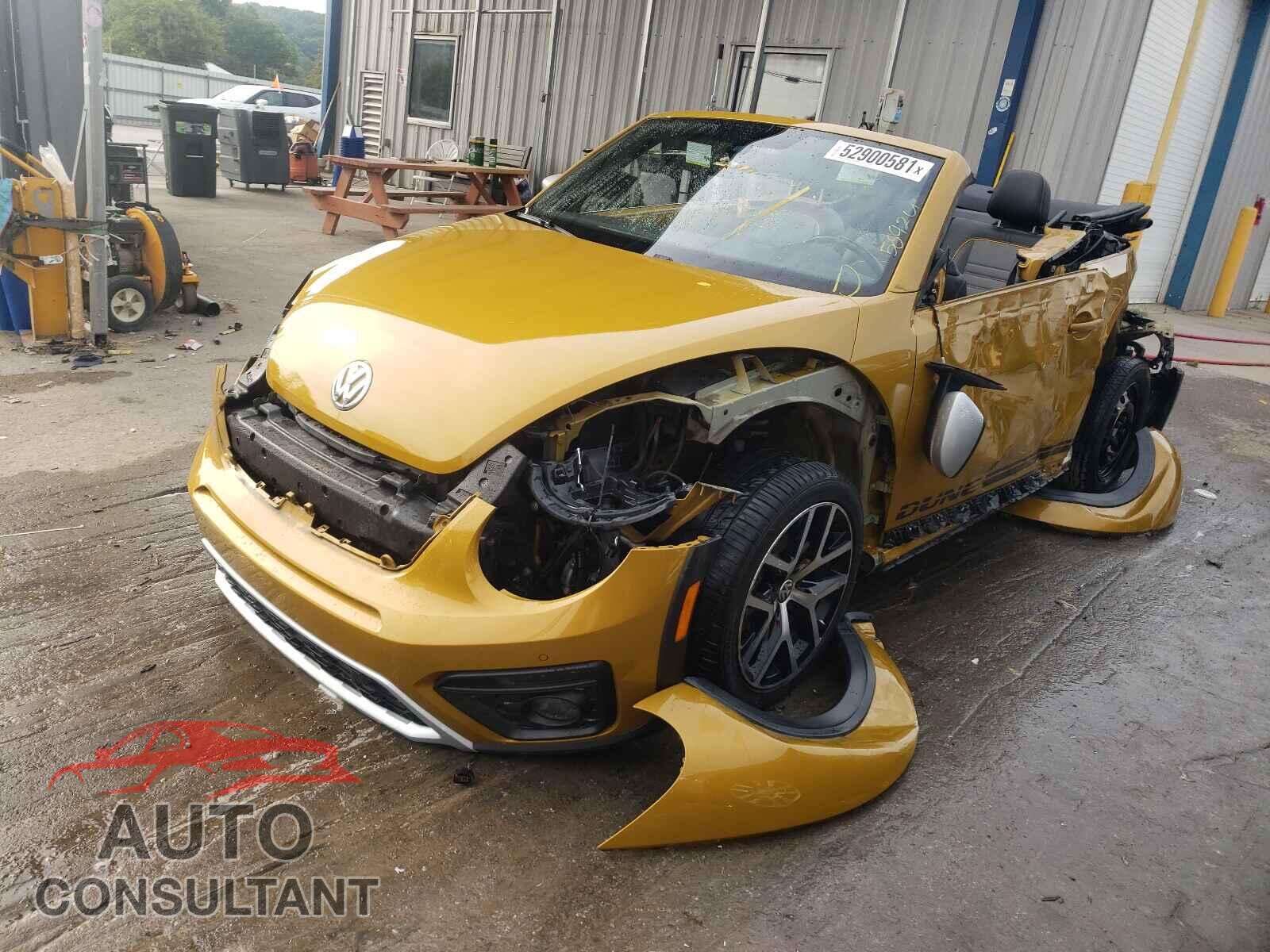 VOLKSWAGEN BEETLE 2017 - 3VWT17AT4HM800141