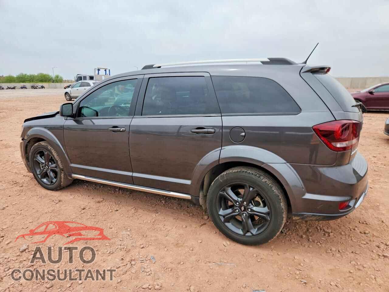 DODGE JOURNEY 2018 - 3C4PDCGG5JT310852