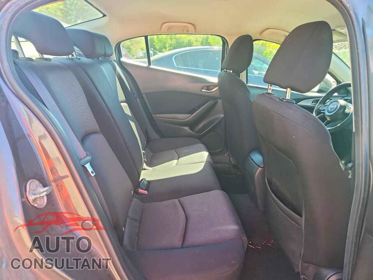 MAZDA 3 2017 - 3MZBN1U72HM135901