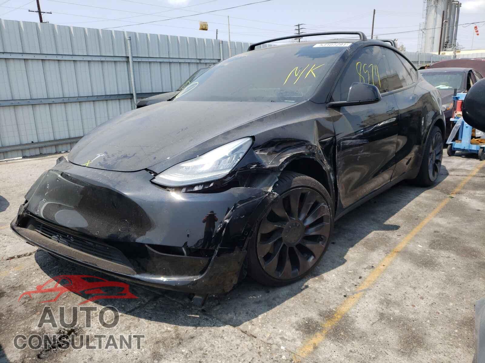 TESLA MODEL Y 2020 - 5YJYGDEF6LF016468
