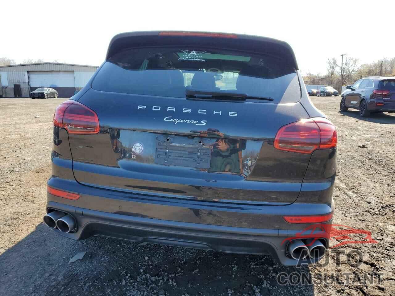 PORSCHE CAYENNE 2016 - WP1AB2A26GLA95360