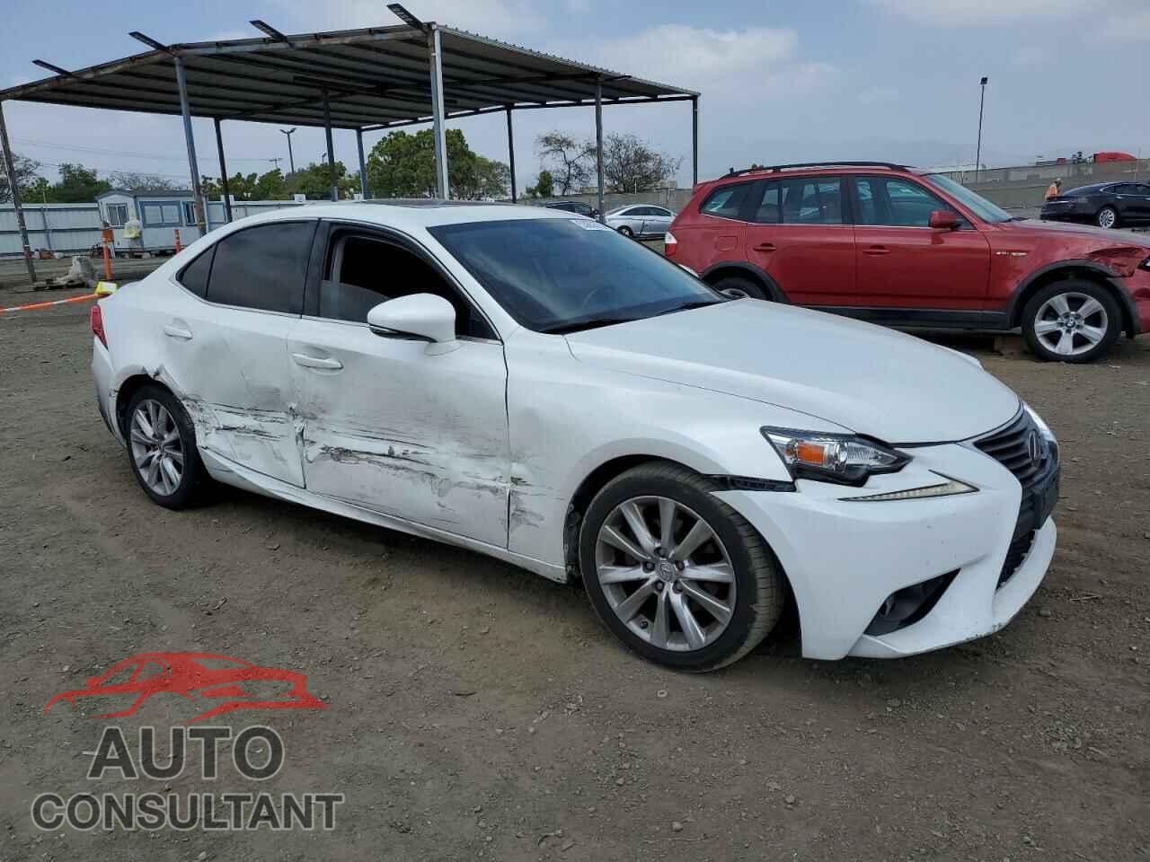 LEXUS IS 2014 - JTHBF1D24E5026120