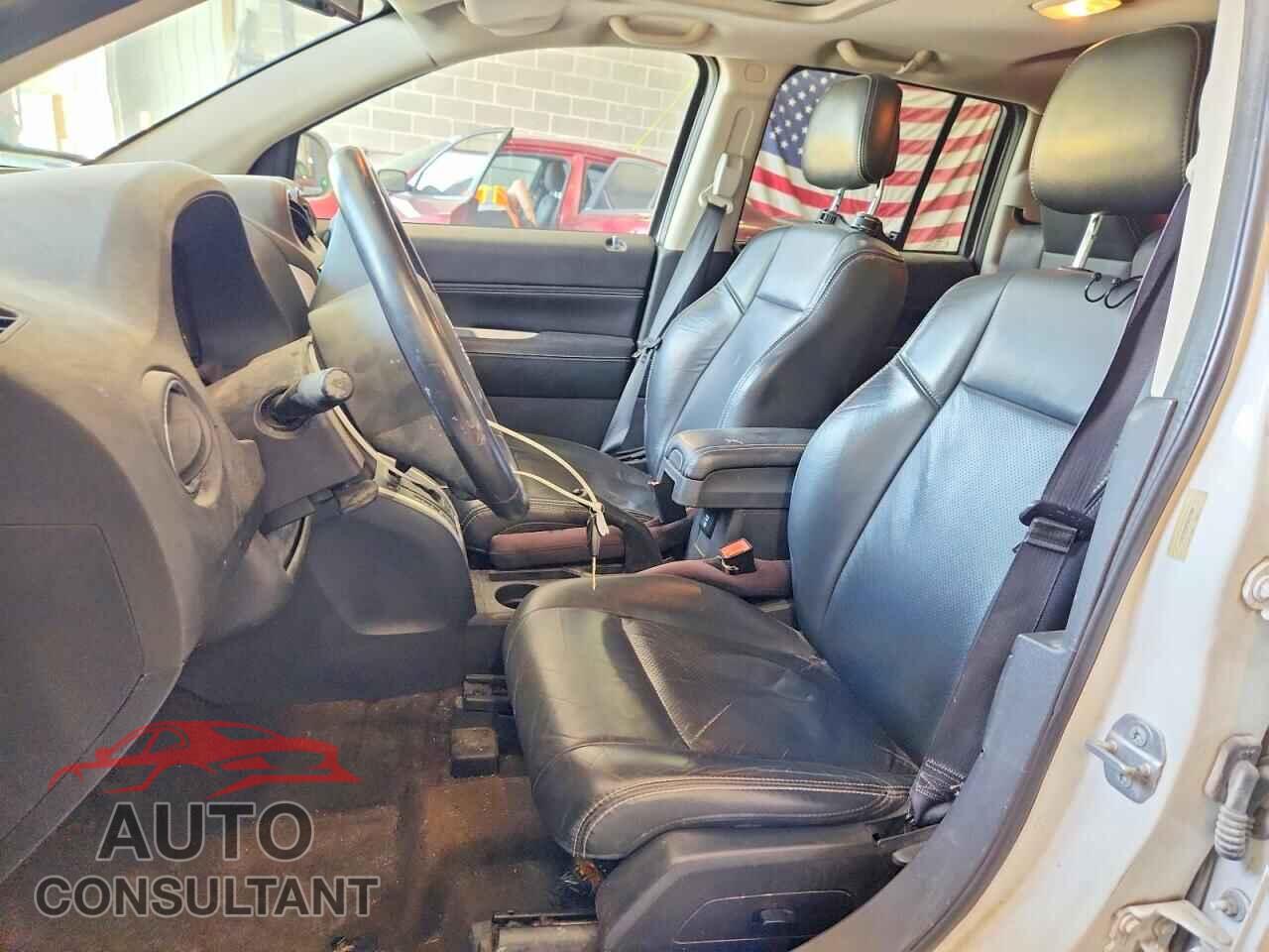 JEEP COMPASS 2015 - 1C4NJCEA6FD251094
