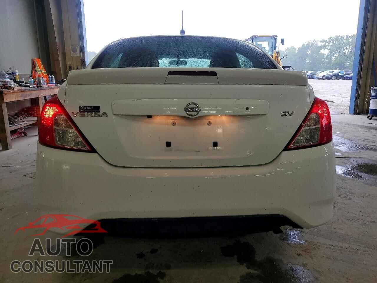 NISSAN VERSA 2019 - 3N1CN7AP3KL818821