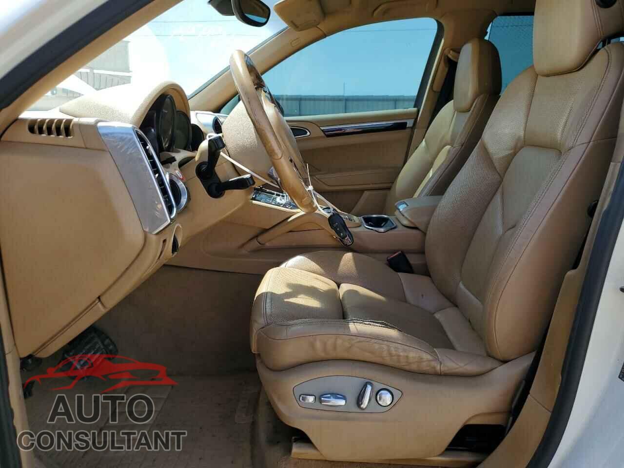 PORSCHE CAYENNE 2011 - WP1AA2A27BLA08223