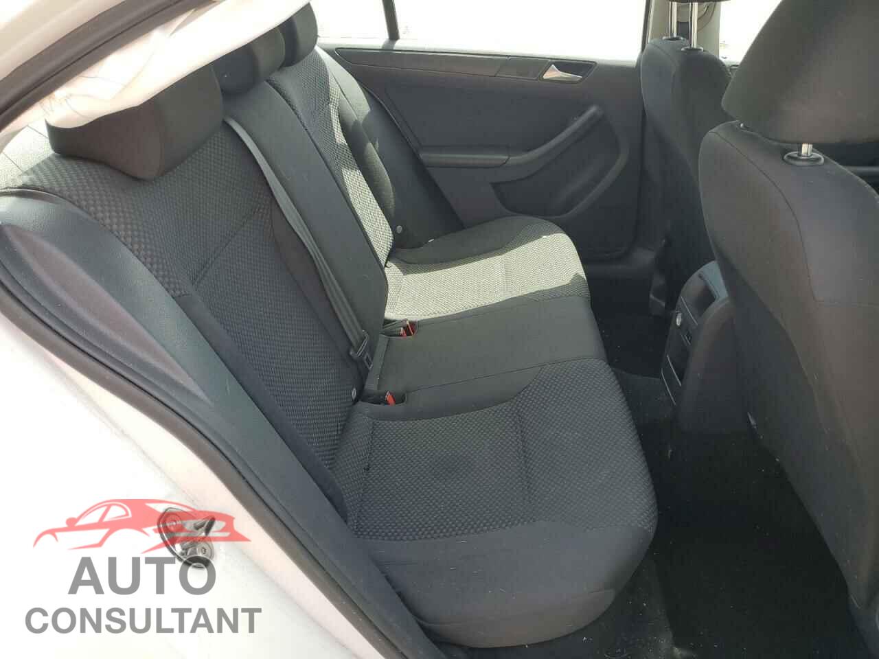 VOLKSWAGEN JETTA 2014 - 3VW2K7AJXEM226552