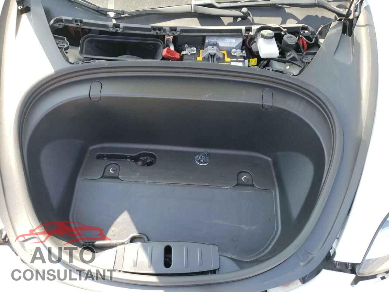 TESLA MODEL 3 2019 - 5YJ3E1EA3KF476401
