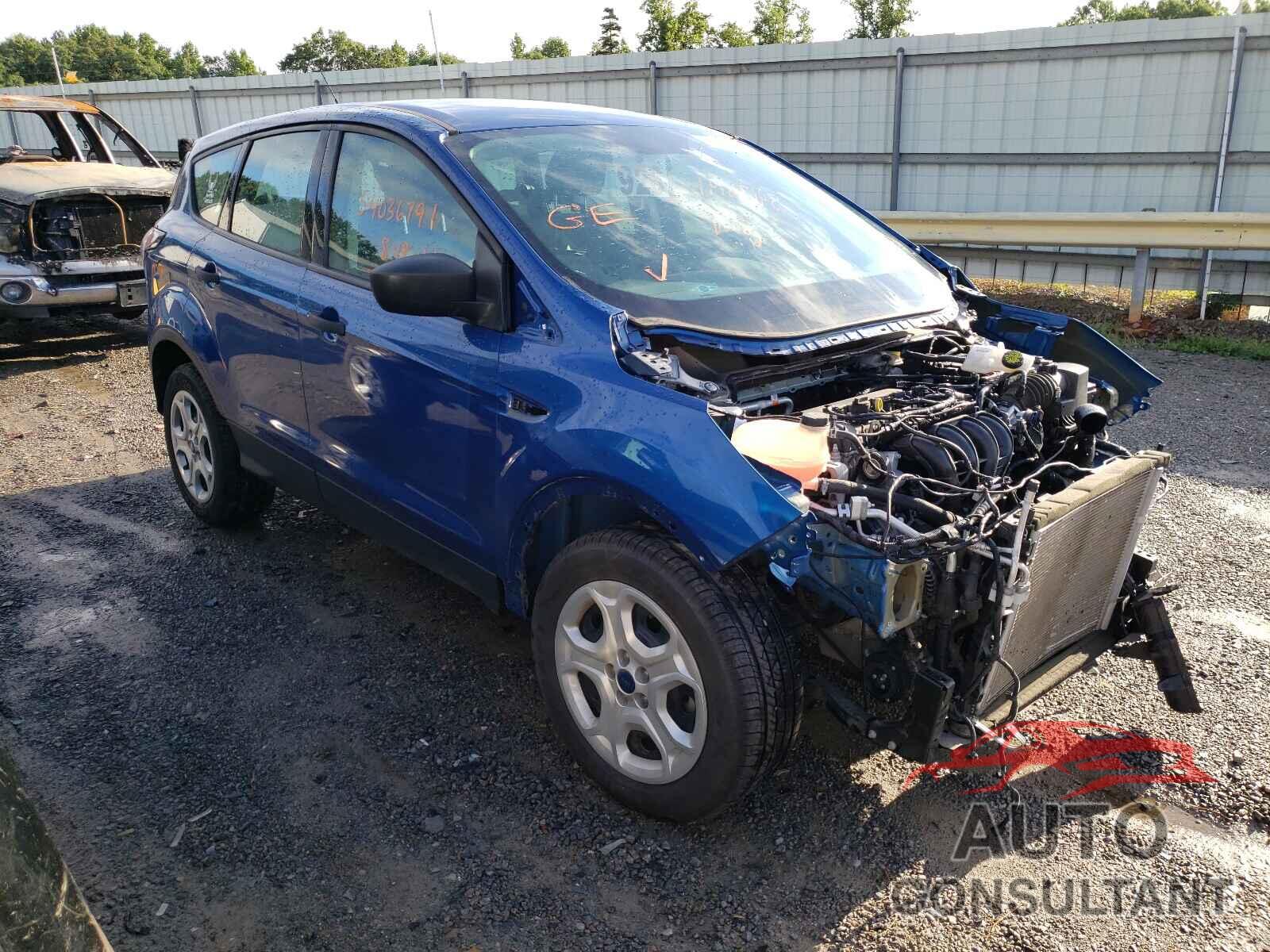 FORD ESCAPE 2017 - 1FMCU0F76HUD60184