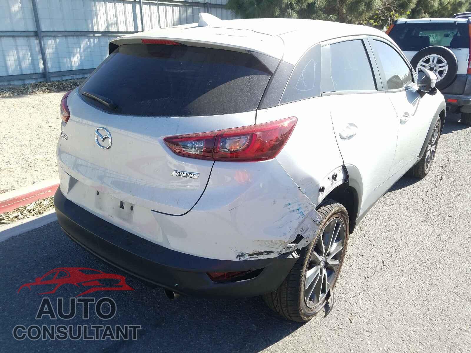 MAZDA CX-3 2017 - JM1DKDC76H0150461