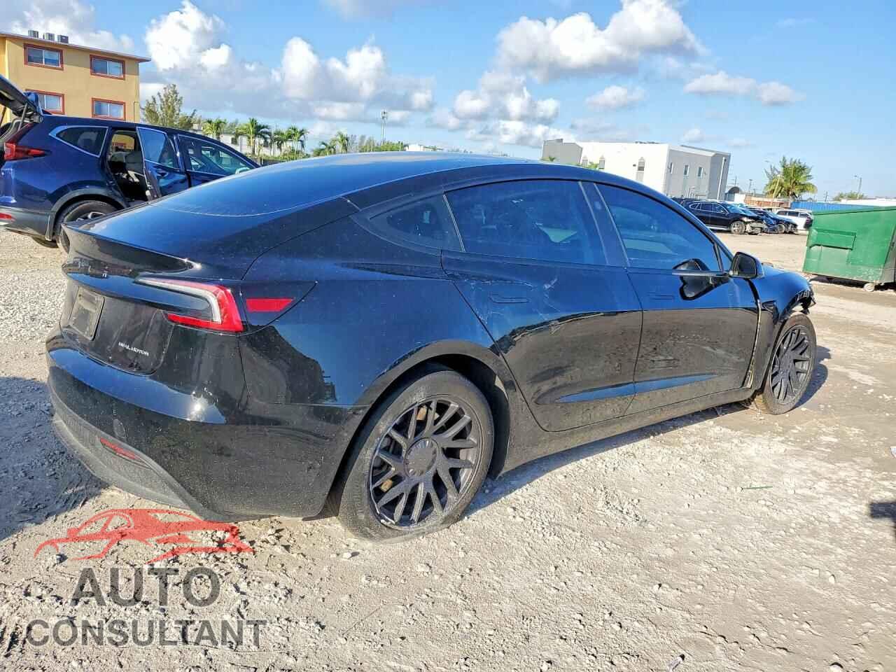 TESLA MODEL 3 2024 - 5YJ3E1EB1RF736104