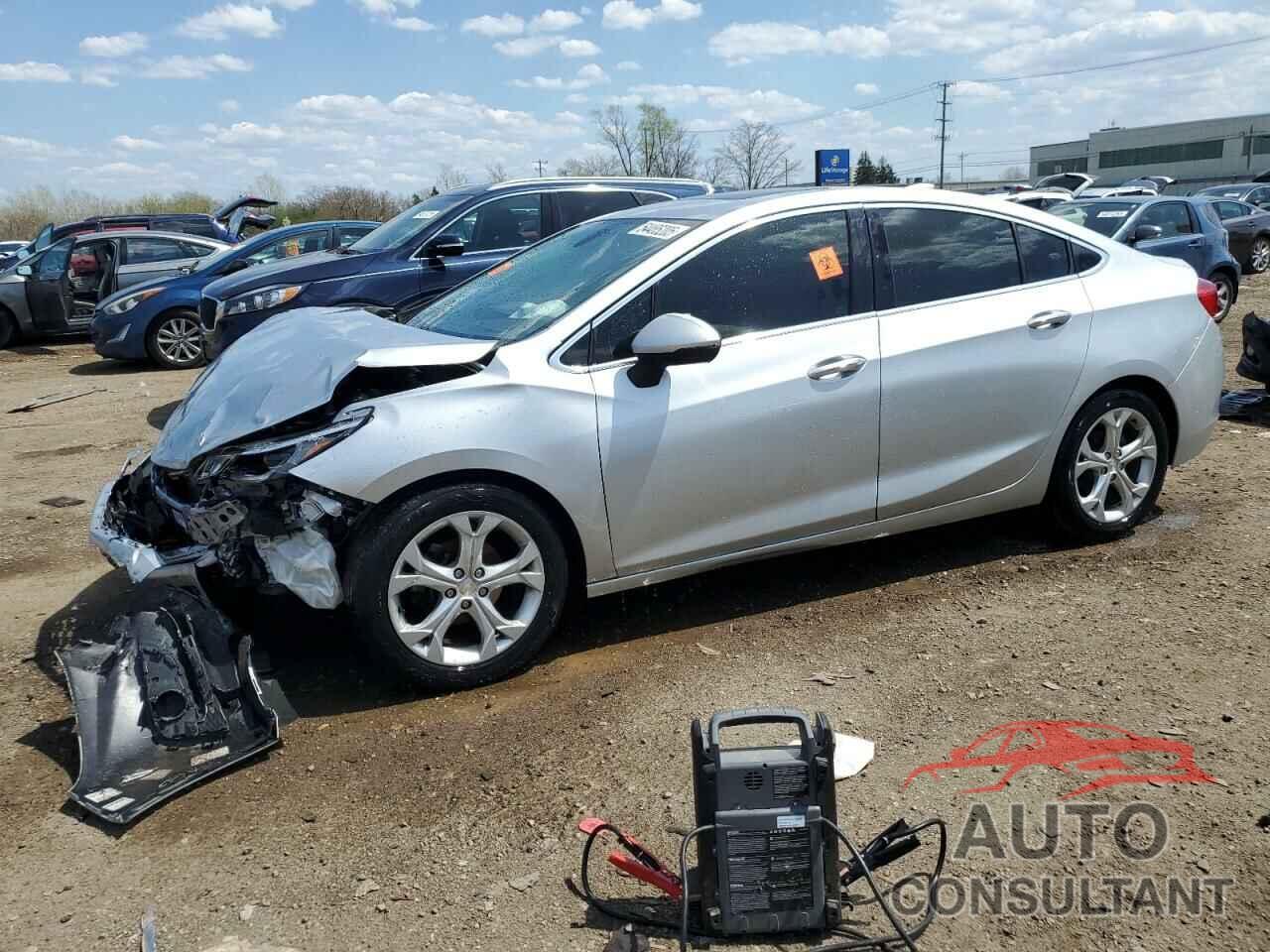 CHEVROLET CRUZE 2018 - 1G1BF5SM6J7191493