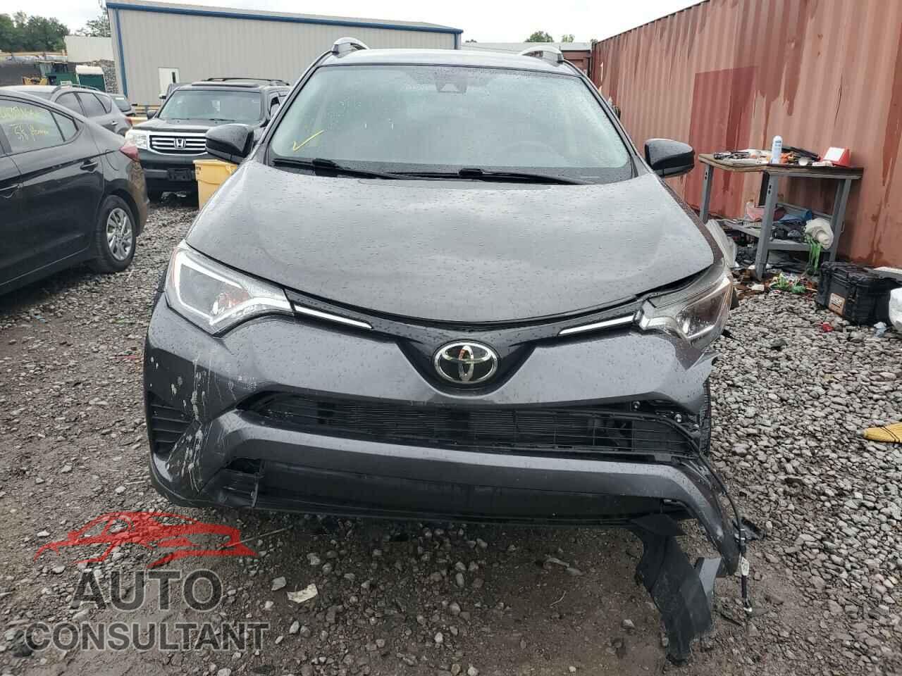 TOYOTA RAV4 2017 - JTMZFREV9HJ122425