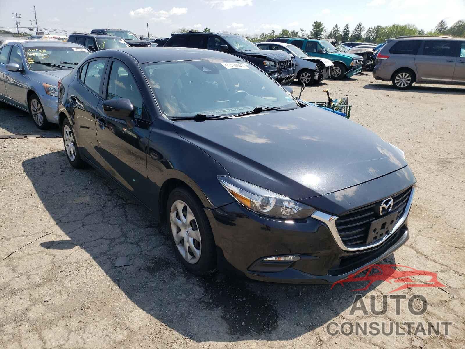 MAZDA 3 2018 - 3MZBN1U74JM196088