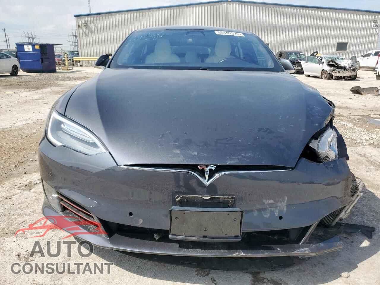 TESLA MODEL S 2017 - 5YJSA1E47HF199018