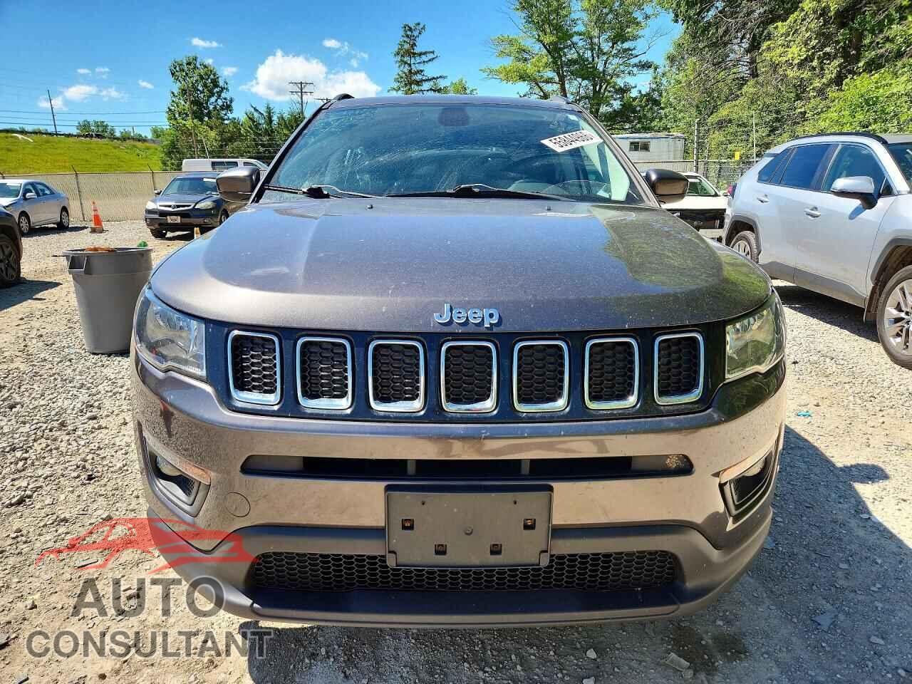 JEEP COMPASS 2017 - 3C4NJDBB1HT631458