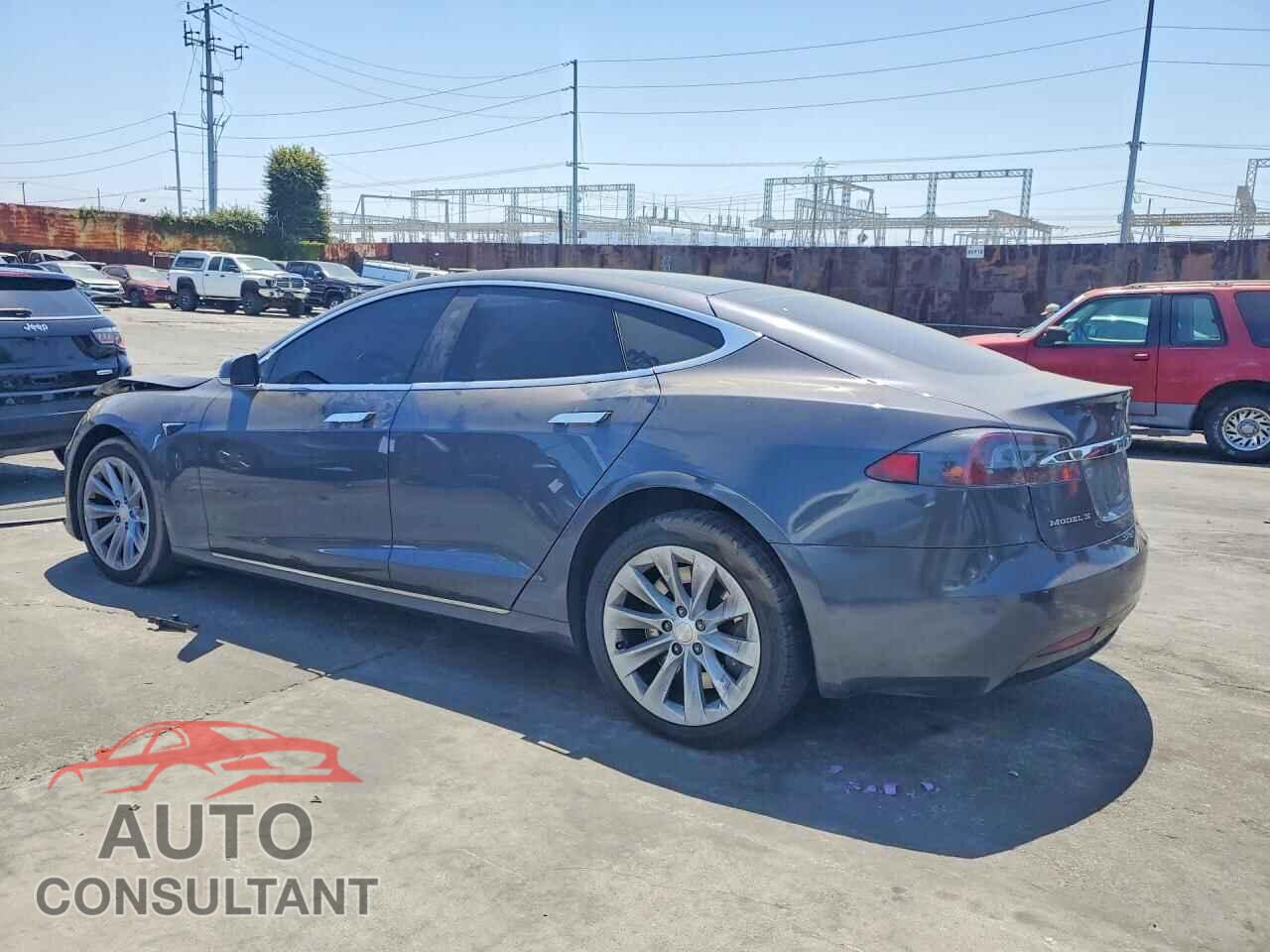TESLA MODEL S 2018 - 5YJSA1E26JF296411