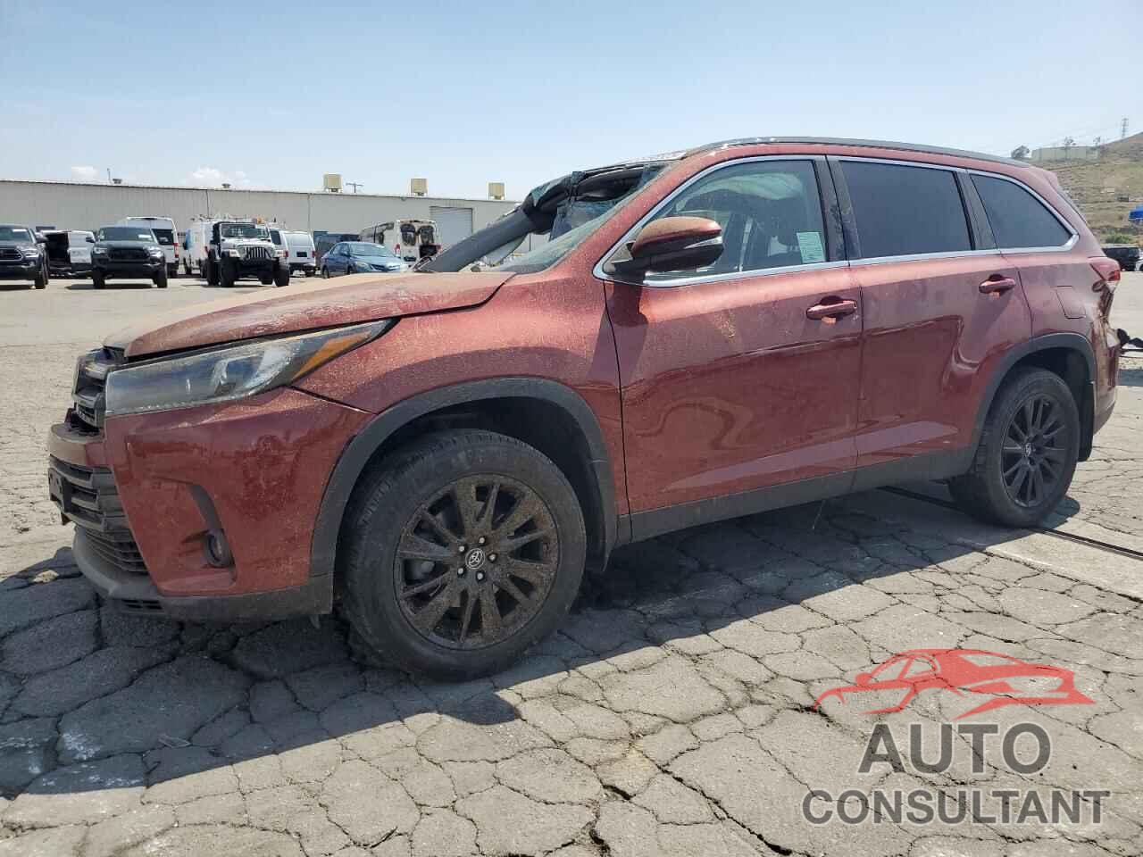 TOYOTA HIGHLANDER 2019 - 5TDJZRFH5KS704965