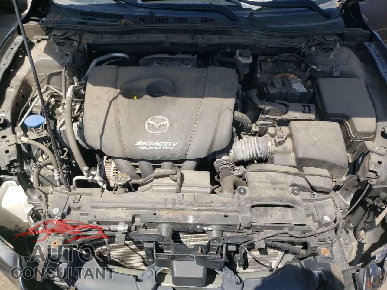 MAZDA 3 2017 - 3MZBN1L71HM118010
