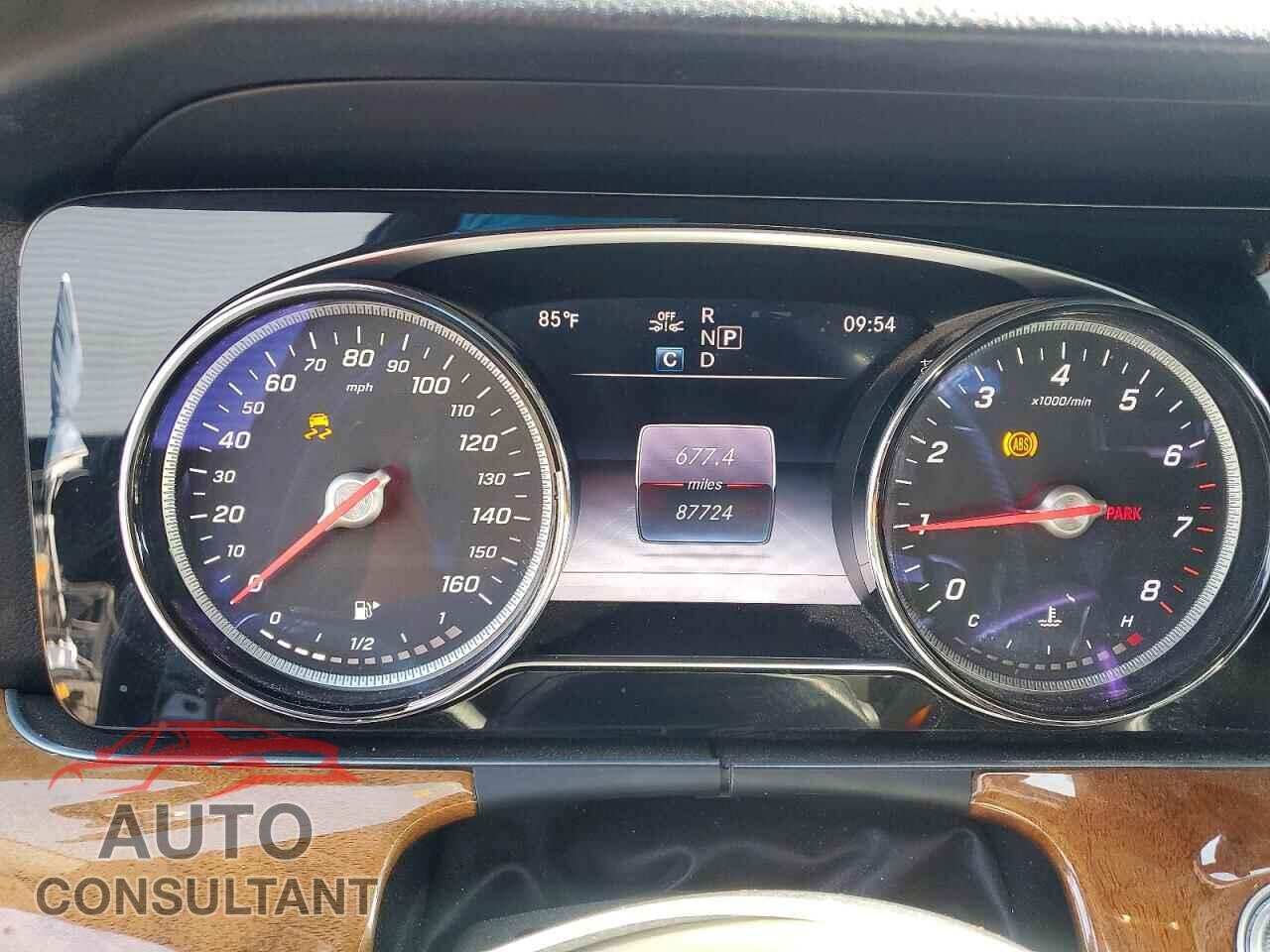 MERCEDES-BENZ E-CLASS 2018 - WDDZF4KB6JA480171