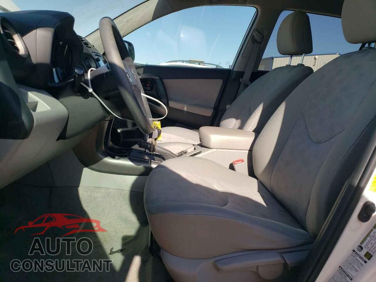 TOYOTA RAV4 2012 - 2T3BF4DV0CW202079