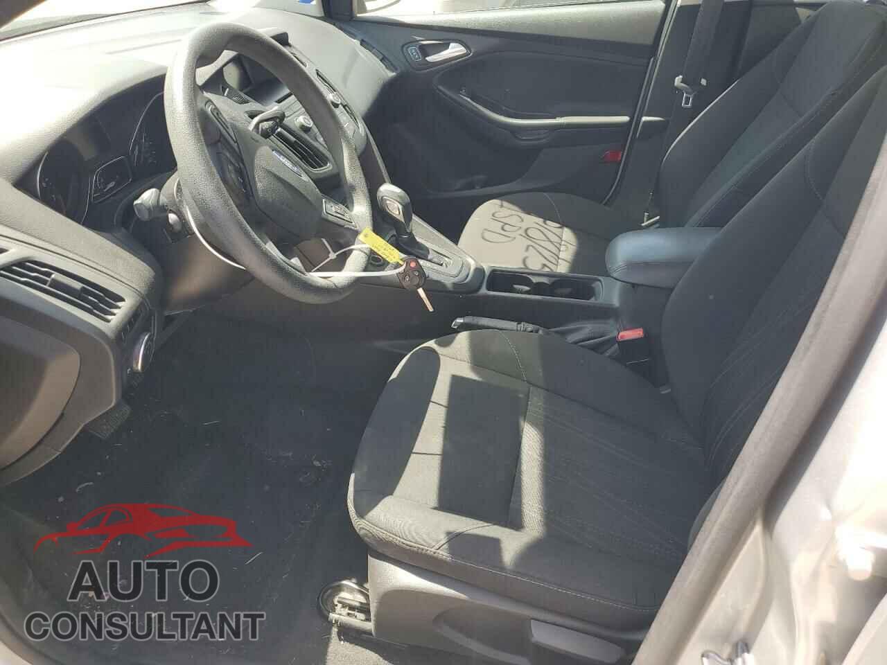FORD FOCUS 2016 - 1FADP3F21GL289735