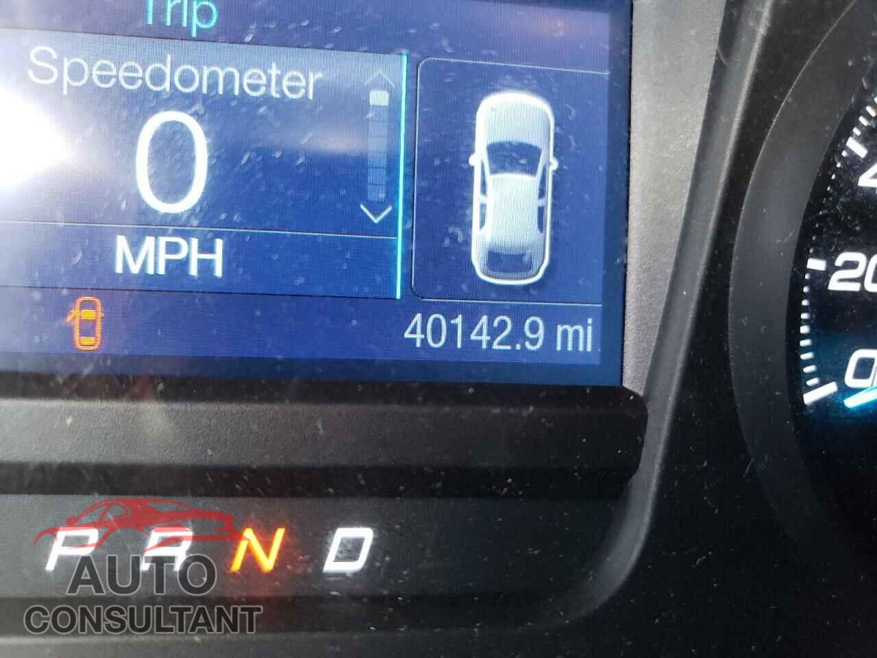 FORD TAURUS 2017 - 1FAHP2MK3HG111284