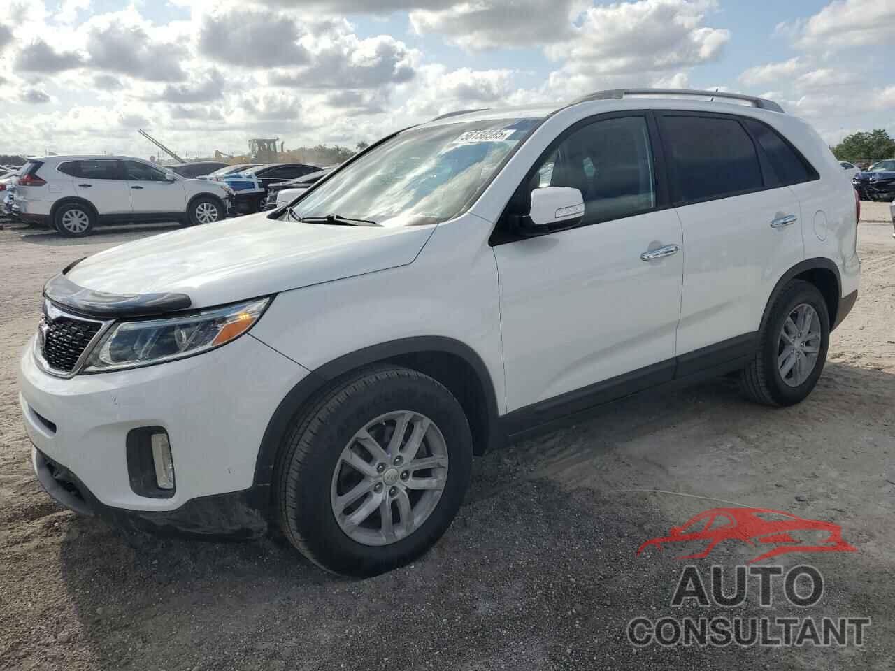 KIA SORENTO 2015 - 5XYKT3A63FG646124