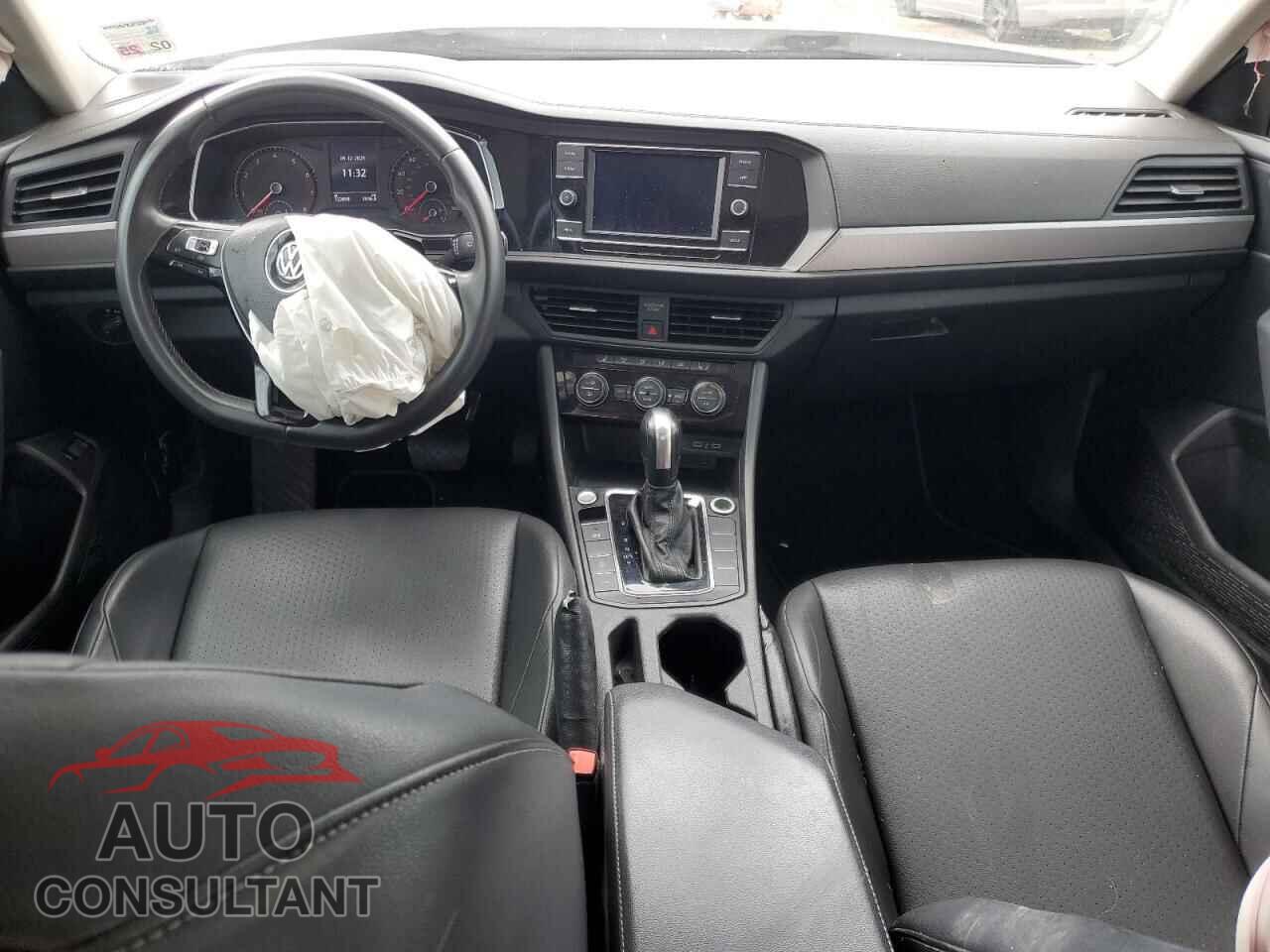 VOLKSWAGEN JETTA 2020 - 3VWCB7BU6LM022017