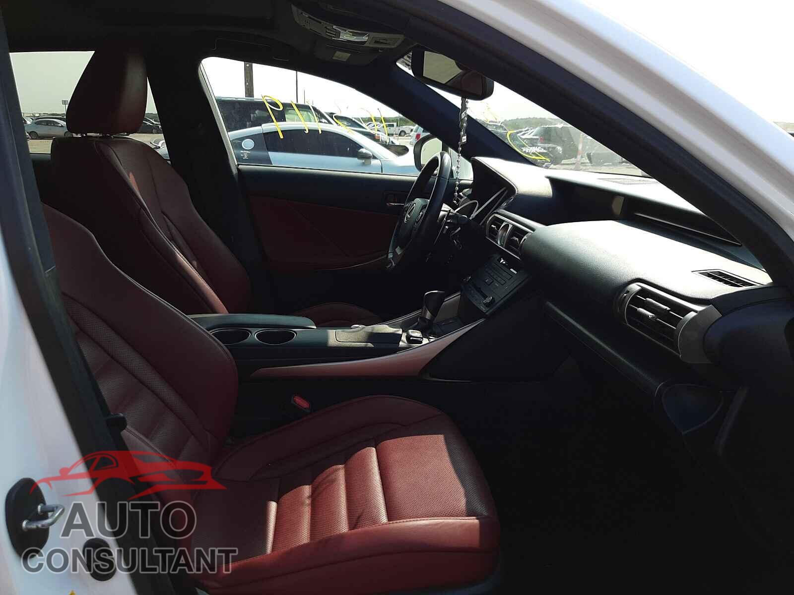 LEXUS IS 2016 - JTHBA1D27G5016084