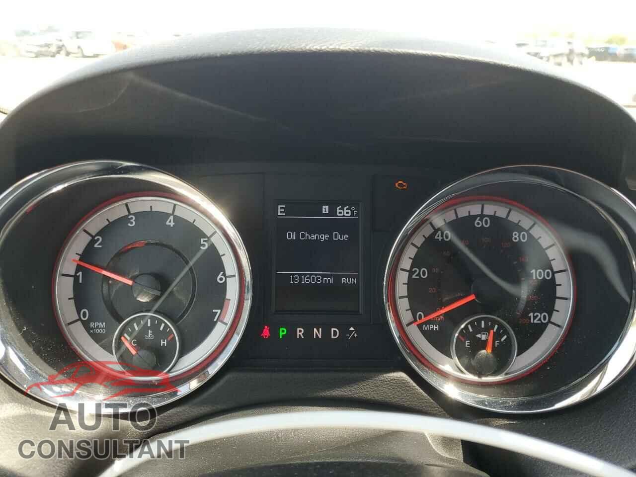 DODGE CARAVAN 2011 - 2D4RN5DG7BR753873
