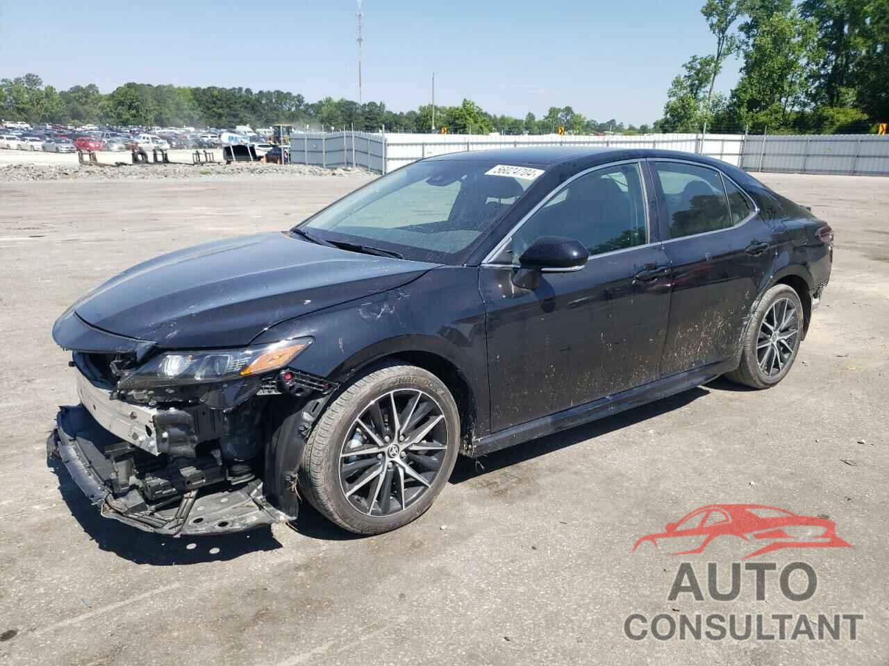 TOYOTA CAMRY 2023 - 4T1G11AK8PU839460