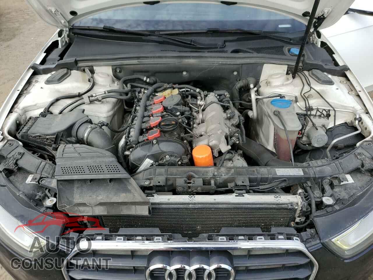 AUDI A4 2013 - WAUFFCFL2DN048441