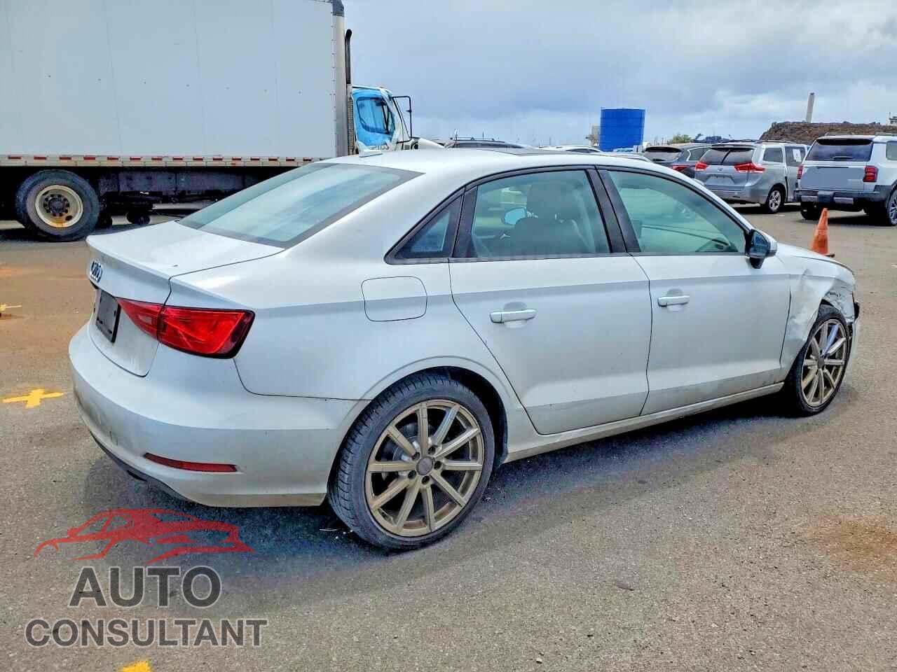 AUDI A3 2015 - WAUACGFF4F1106404