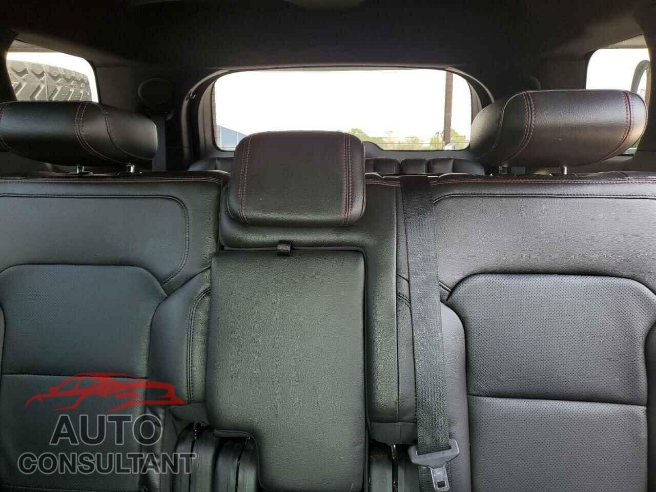 FORD EXPLORER 2018 - 1FM5K8GTXJGB14770