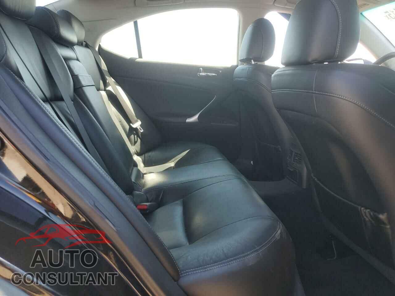LEXUS IS 2010 - JTHCF5C26A2034695