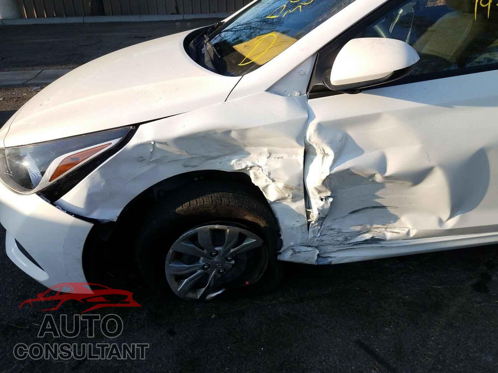 HYUNDAI ACCENT 2019 - 3KPC24A30KE041701