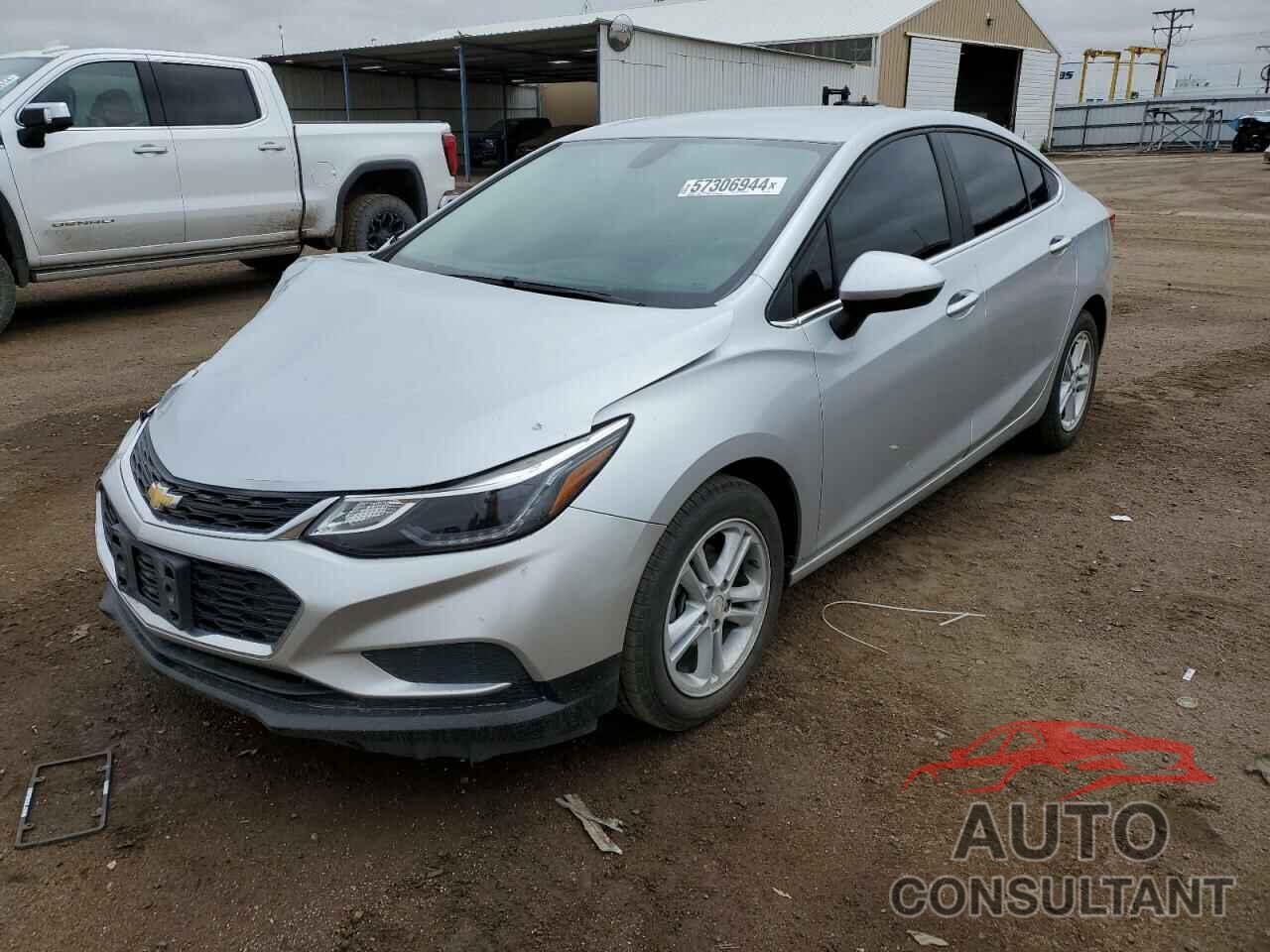 CHEVROLET CRUZE 2018 - 1G1BE5SM7J7219806