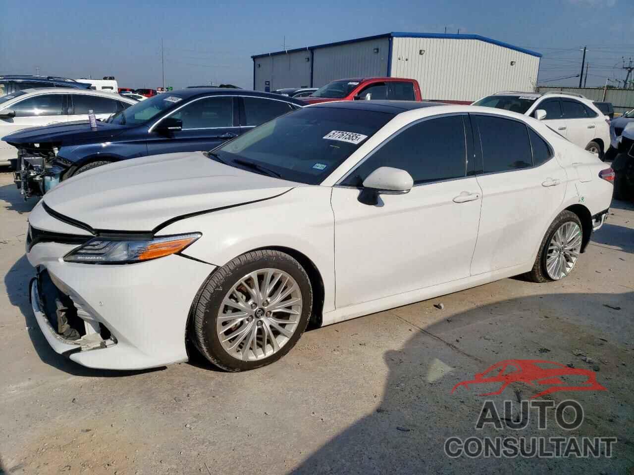 TOYOTA CAMRY 2018 - 4T1BZ1HK1JU001979