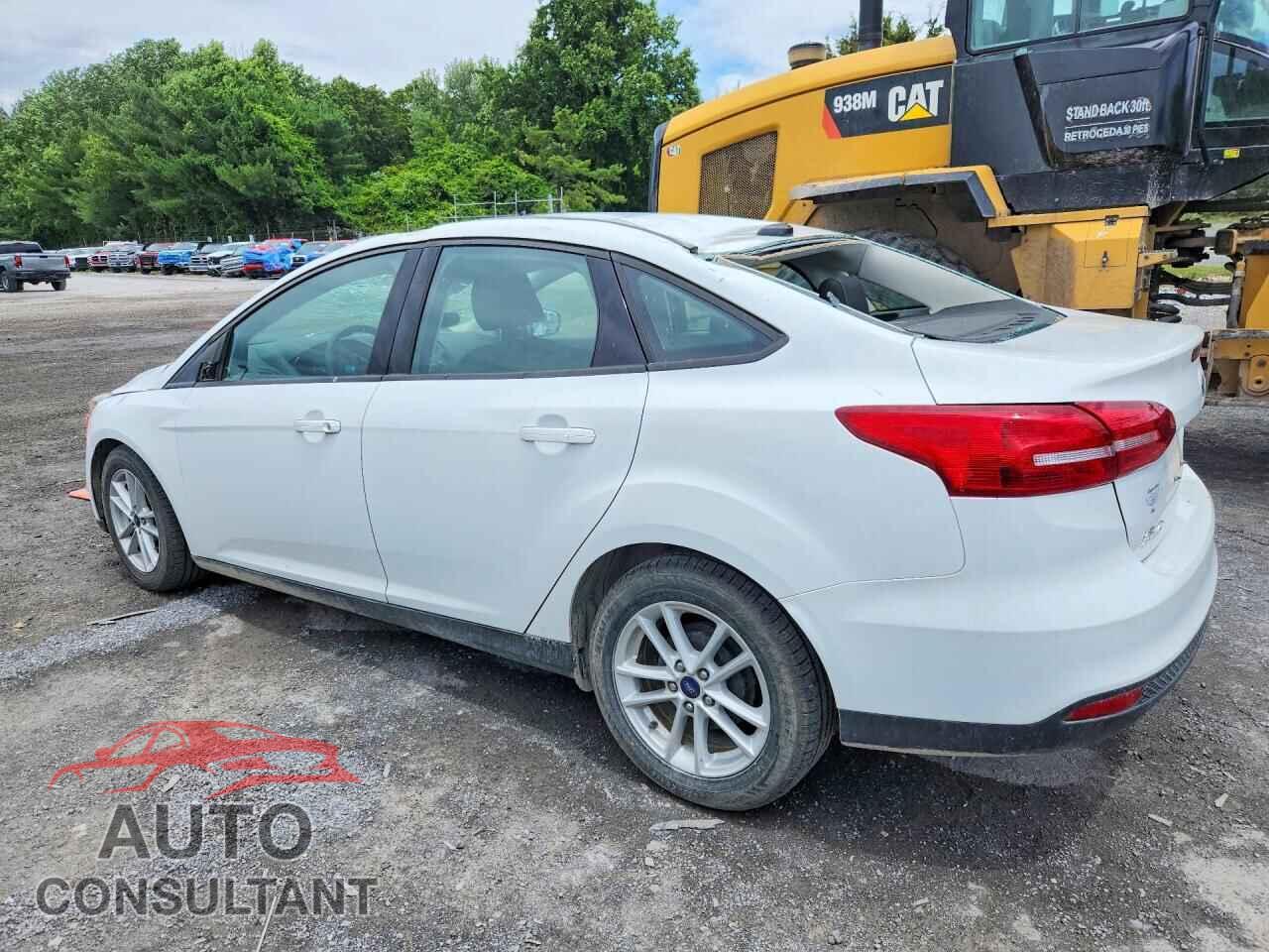 FORD FOCUS 2017 - 1FADP3F22HL323182