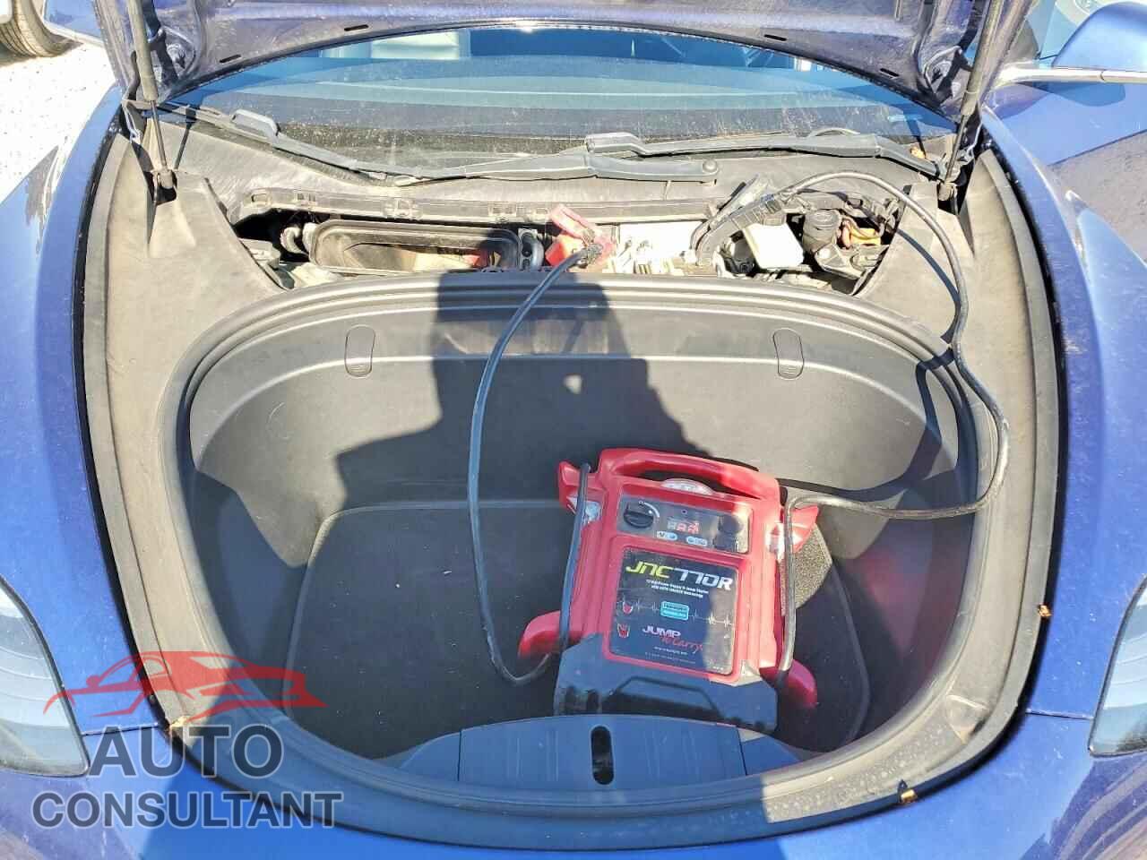 TESLA MODEL 3 2018 - 5YJ3E1EBXJF093627