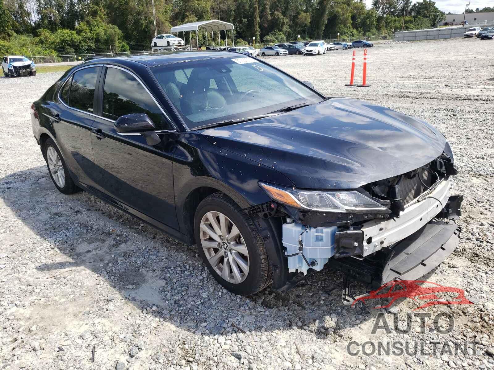 TOYOTA CAMRY 2018 - JTNB11HK4J3028655