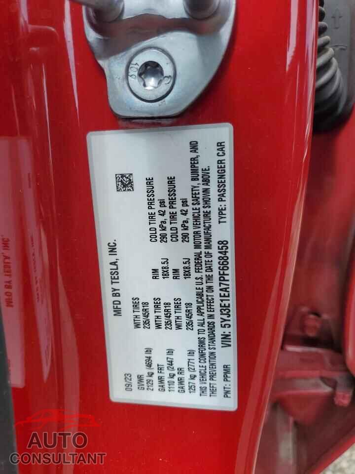 TESLA MODEL 3 2023 - 5YJ3E1EA7PF668458