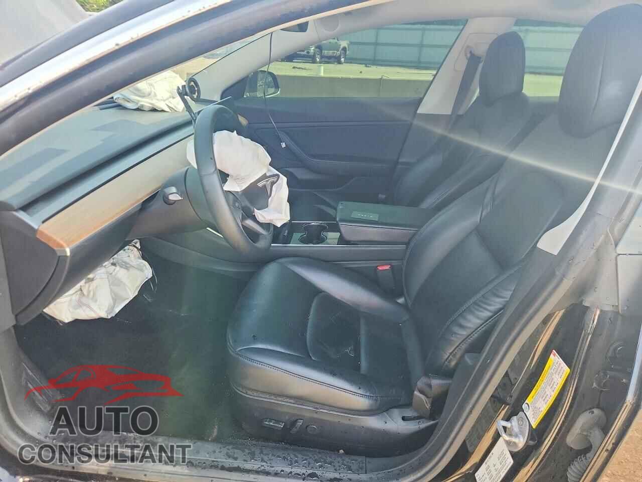 TESLA MODEL 3 2019 - 5YJ3E1EB1KF432437