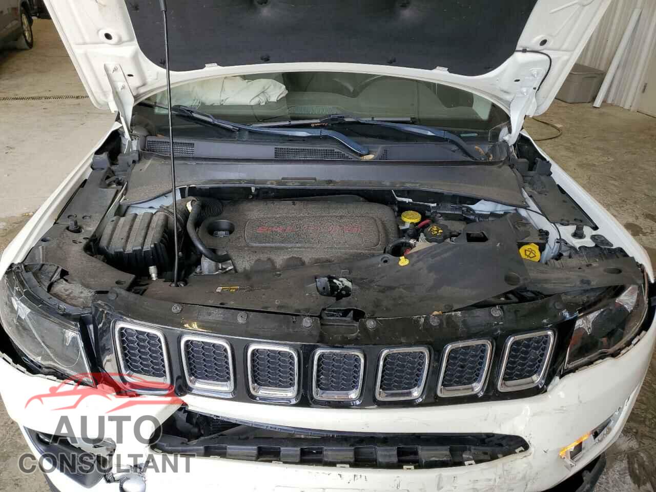 JEEP COMPASS 2018 - 3C4NJDBB3JT349716