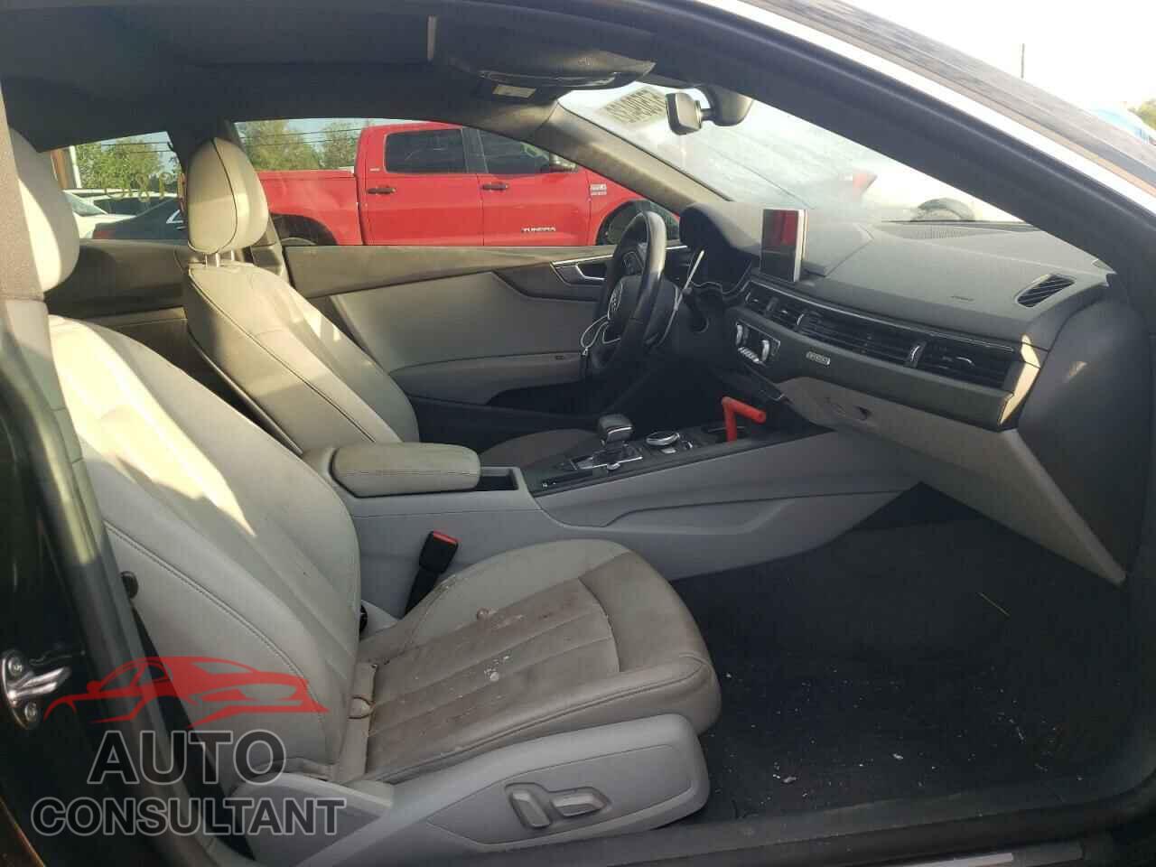 AUDI A5 2018 - WAUPNAF59JA030681