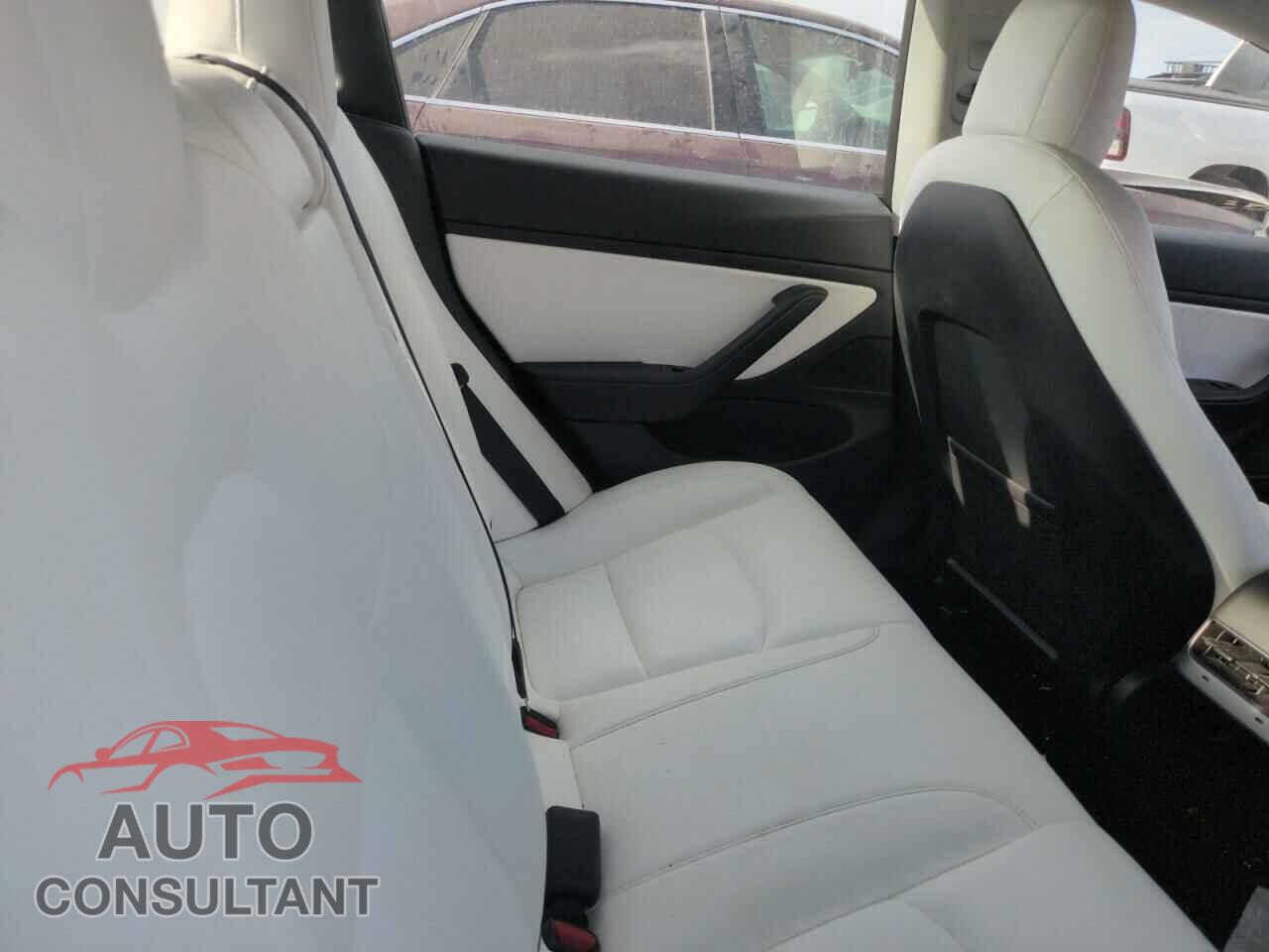 TESLA MODEL 3 2021 - 5YJ3E1EB9MF868519