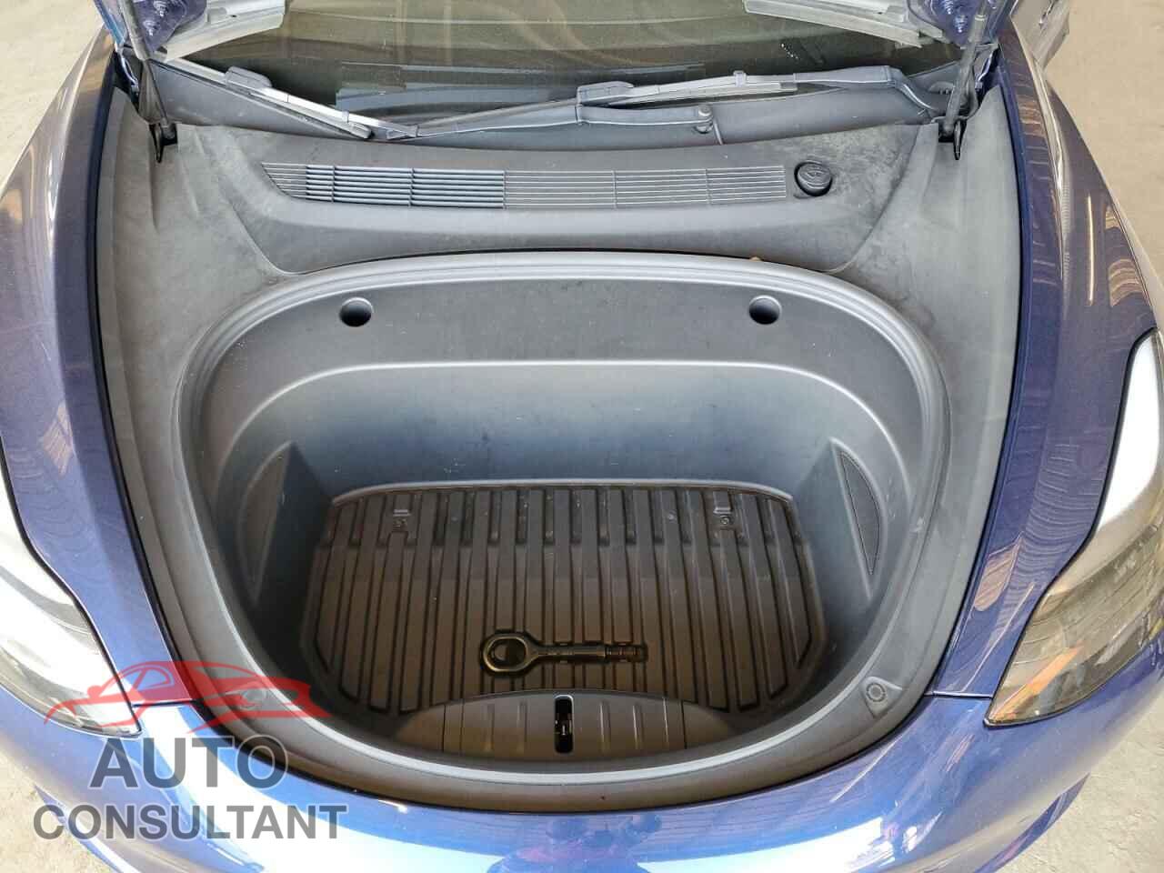 TESLA MODEL 3 2022 - 5YJ3E1EA8NF304465