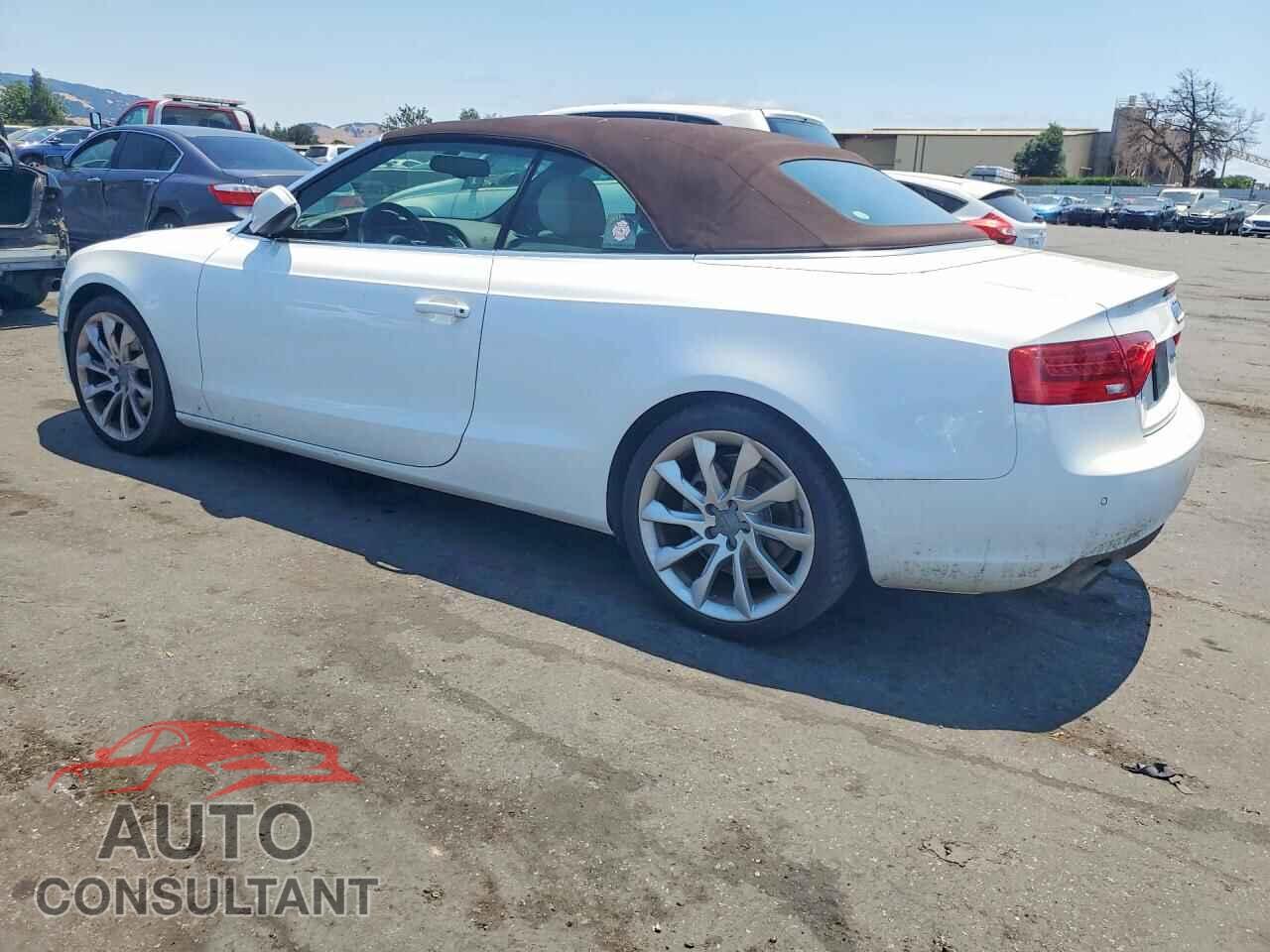 AUDI A5 2013 - WAUJFAFH2DN014767